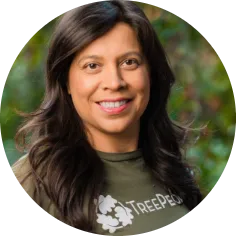Portrait of Cindy Montañez